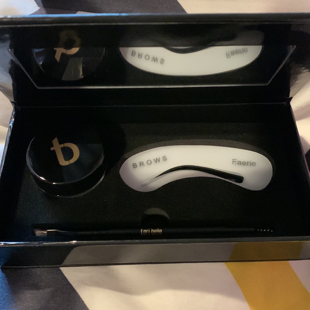 Tori belle cosmetics The Works Brow and Liner Kit